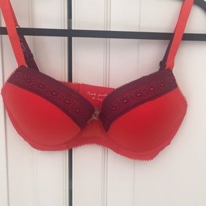Gorgeous color block- lace Kensie Bra
